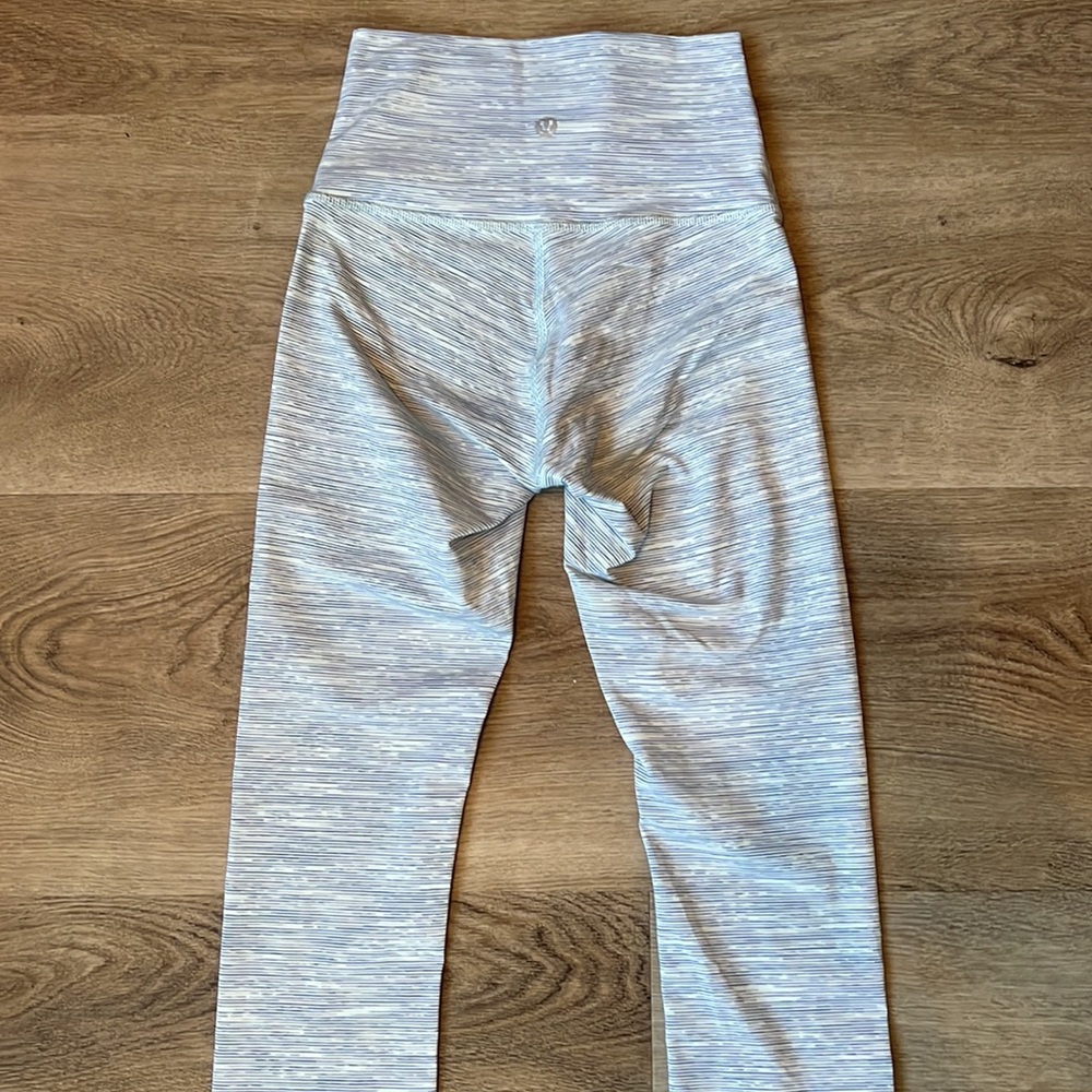 Lululemon Wunder Under Crop 21” - Picture 8 of 17